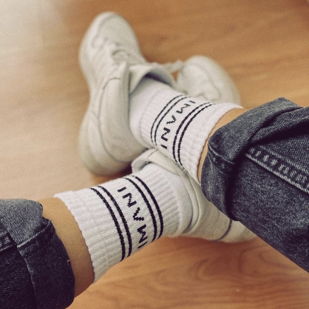 imani-socks-white-puestas
